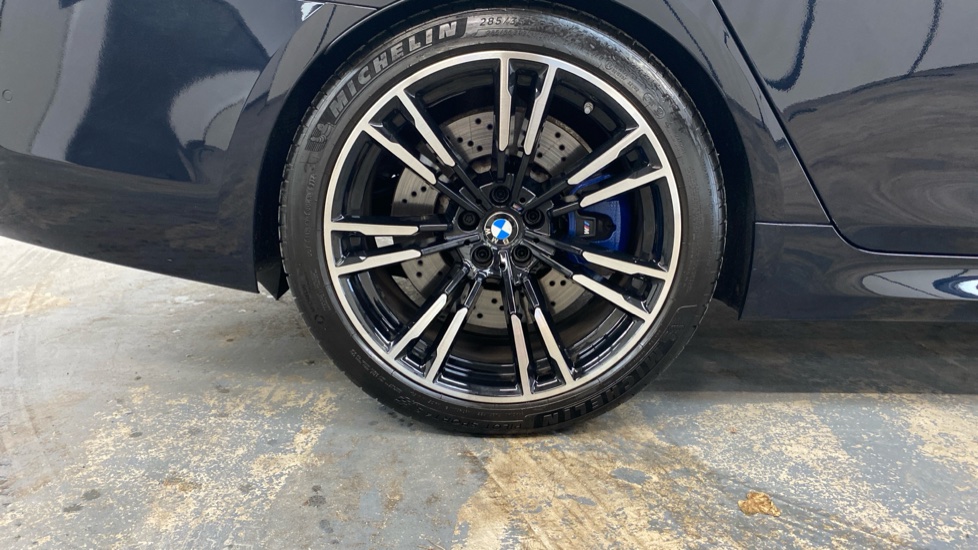 BMW M5 4dr DCT Petrol Saloon - Image 25