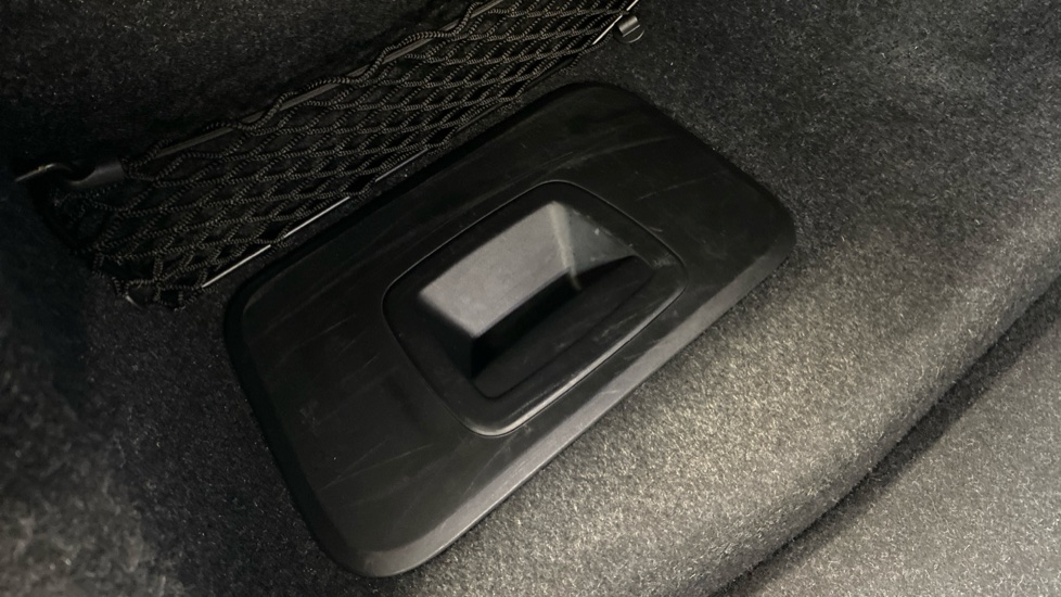 BMW M5 4dr DCT Petrol Saloon - Image 32
