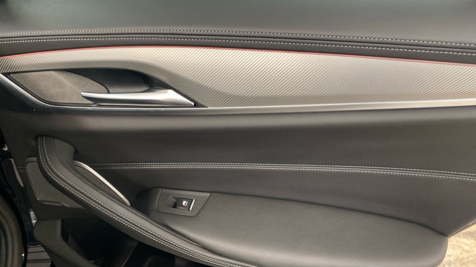 BMW M5 4dr DCT Petrol Saloon - Image 37