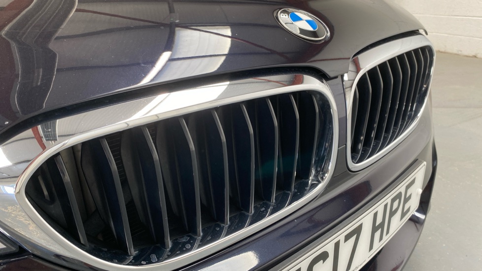BMW 5 Series 530d xDrive M Sport 4dr Auto Diesel Saloon - Image 25