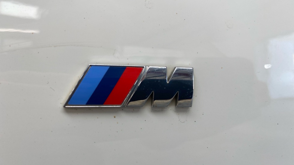 BMW 3 Series 320d xDrive M Sport Shadow Edition 4dr Diesel Saloon - Image 33