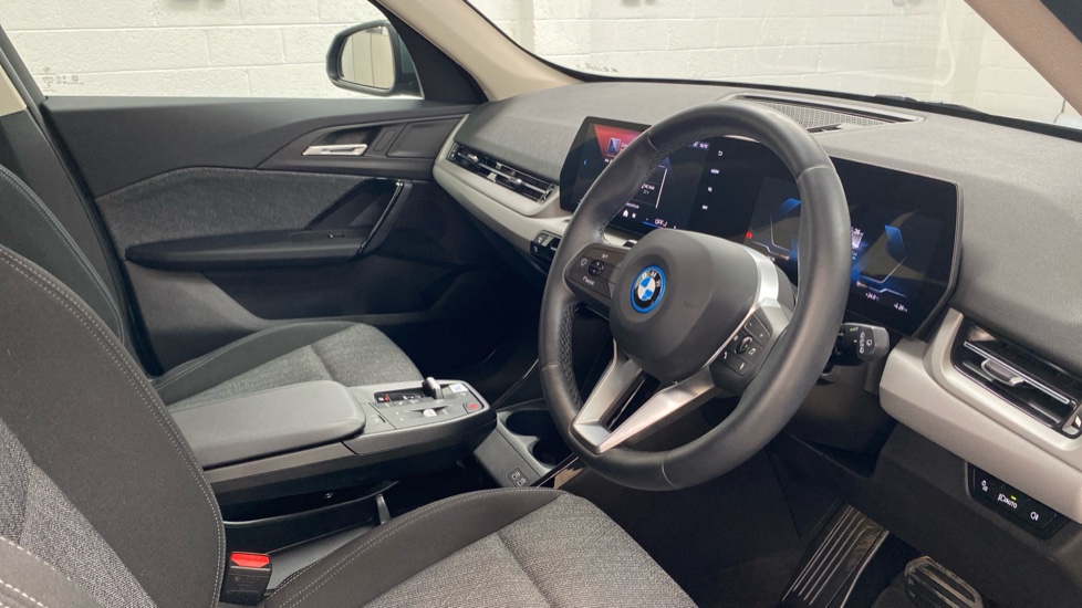 BMW iX1 150kW eDrive20 Sport 65kWh 5dr Auto Electric Estate - Image 6