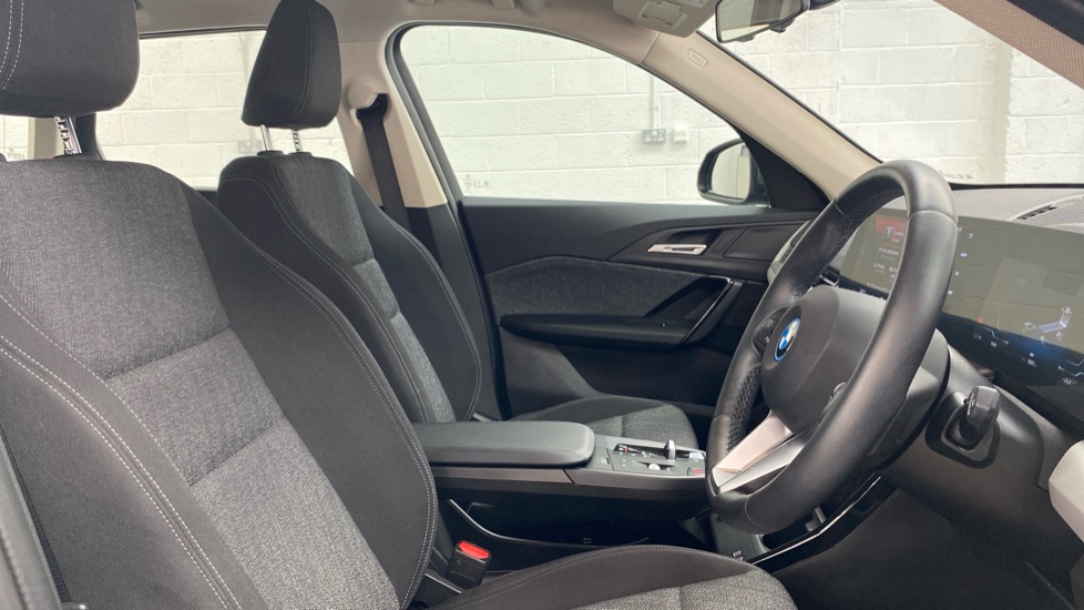 BMW iX1 150kW eDrive20 Sport 65kWh 5dr Auto Electric Estate - Image 11