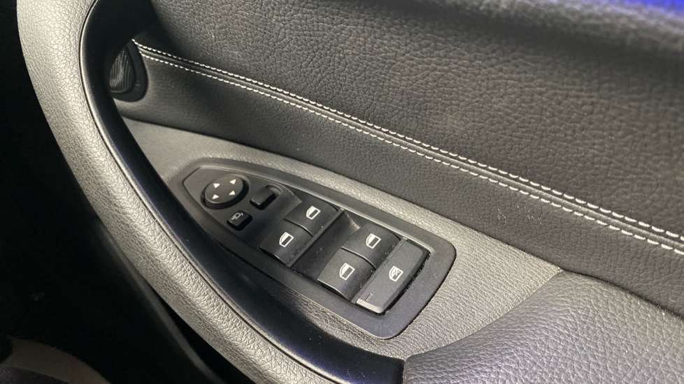 BMW X1 xDrive 18d M Sport 5dr Diesel Estate - Image 36