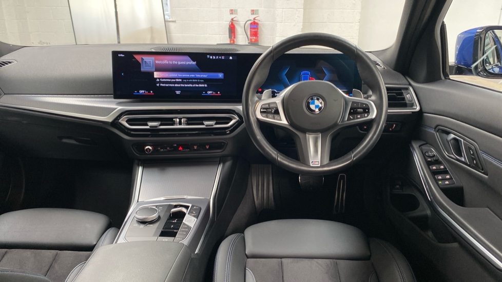 BMW 3 Series 320i M Sport 5dr Step Auto Petrol Estate - Image 4
