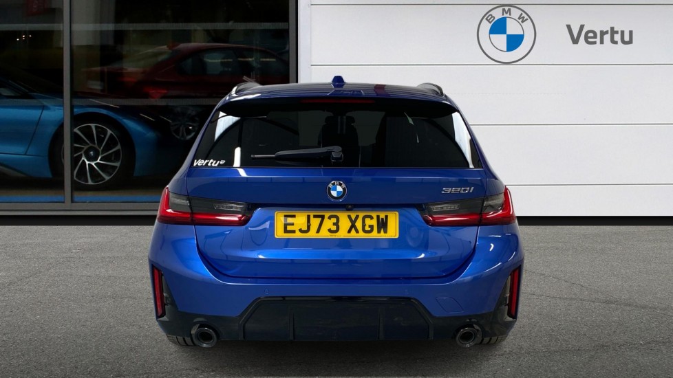 BMW 3 Series 320i M Sport 5dr Step Auto Petrol Estate - Image 15