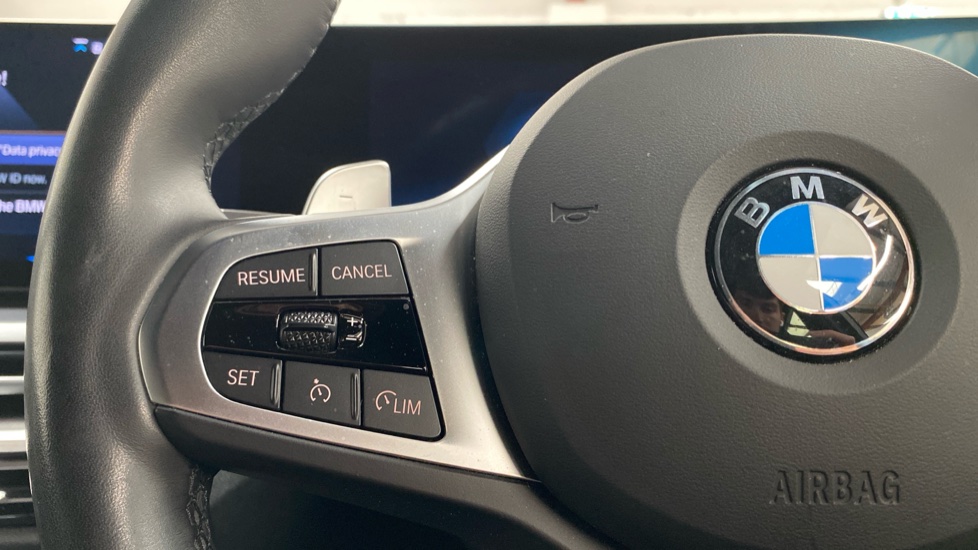 BMW 3 Series 320i M Sport 5dr Step Auto Petrol Estate - Image 17