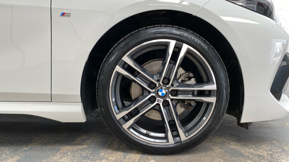 BMW 2 Series 218i [136] M Sport 4dr DCT Petrol Saloon - Image 14
