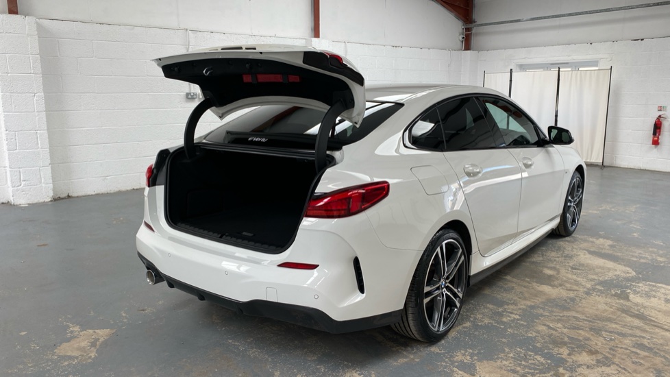 BMW 2 Series 218i [136] M Sport 4dr DCT Petrol Saloon - Image 41
