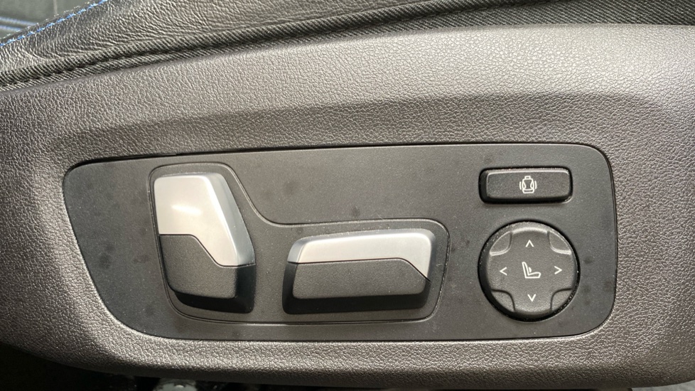 BMW X3 xDrive M40i 5dr Auto Petrol Estate - Image 58