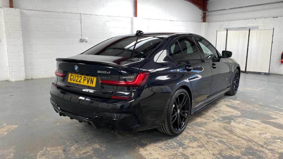 BMW 3 Series 320d MHT M Sport 4dr Step Auto Diesel Saloon - Image 31