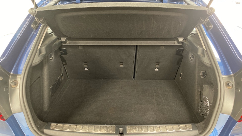 BMW 1 Series 118i [136] SE 5dr Step Auto Petrol Hatchback - Image 13