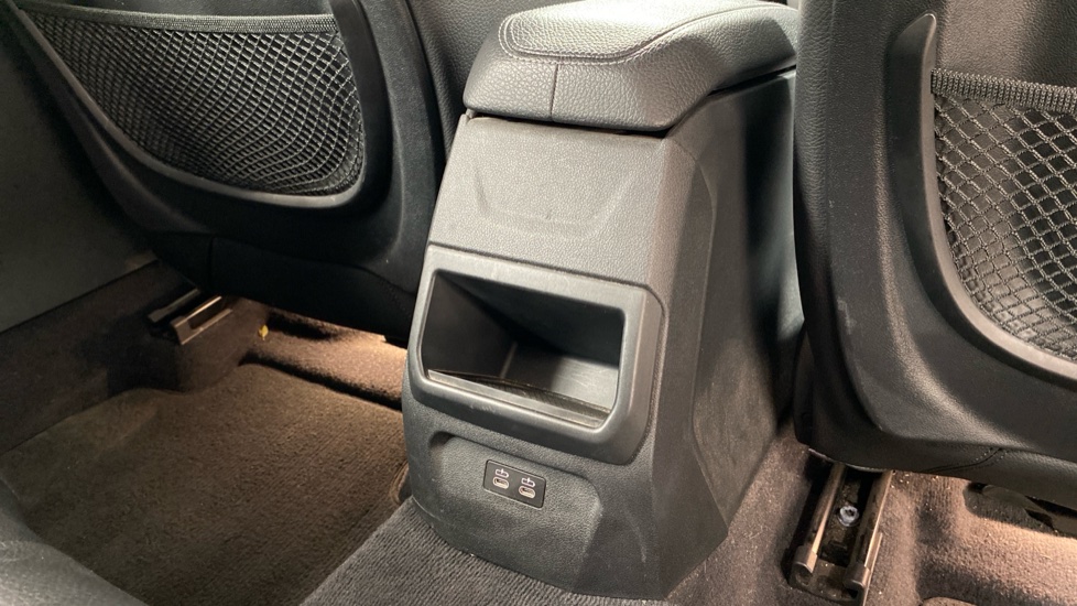 BMW 1 Series 118i [136] SE 5dr Step Auto Petrol Hatchback - Image 40