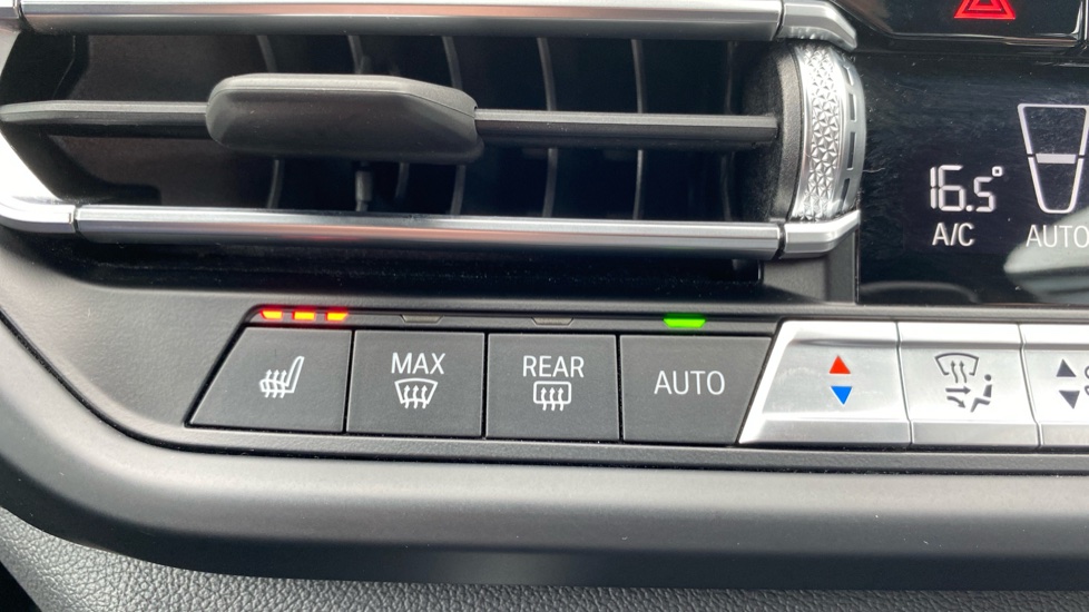 BMW 1 Series M135i xDrive 5dr Step Auto Petrol Hatchback - Image 60