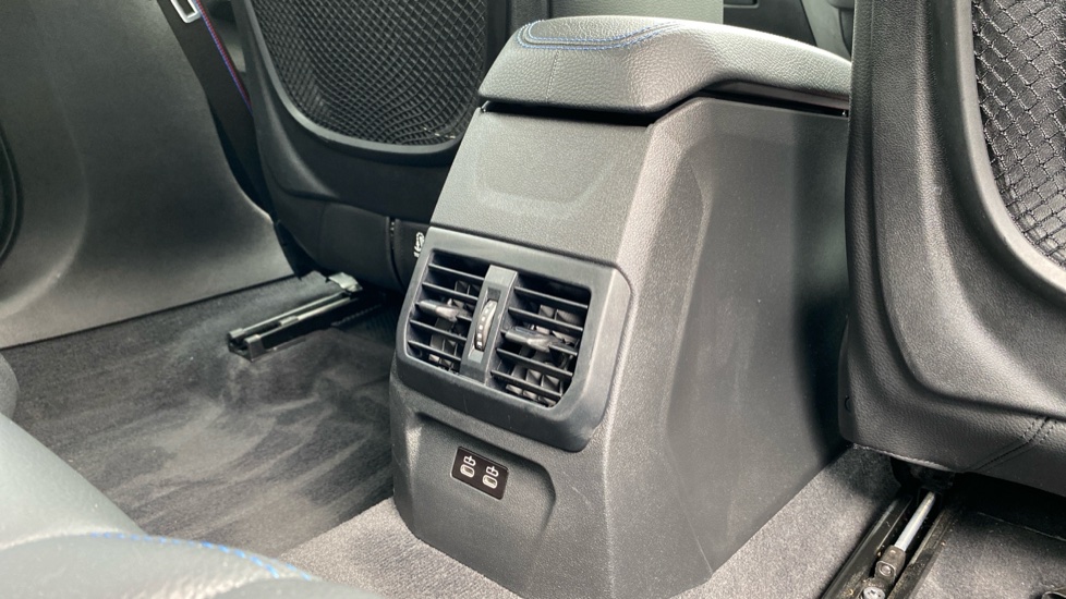 BMW 2 Series 220i M Sport 4dr Step Auto Petrol Saloon - Image 46