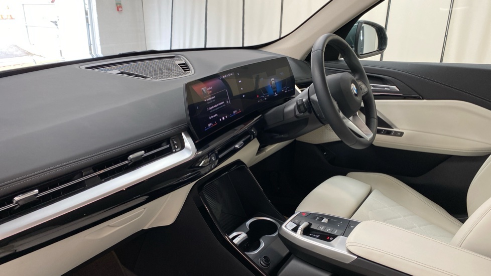 BMW X1 sDrive 20i MHT xLine 5dr Step Auto Petrol Estate - Image 7