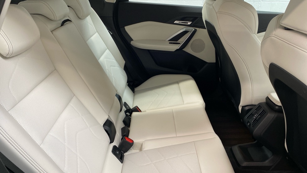 BMW X1 sDrive 20i MHT xLine 5dr Step Auto Petrol Estate - Image 12