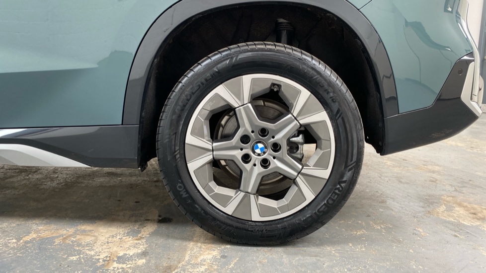 BMW X1 sDrive 20i MHT xLine 5dr Step Auto Petrol Estate - Image 32