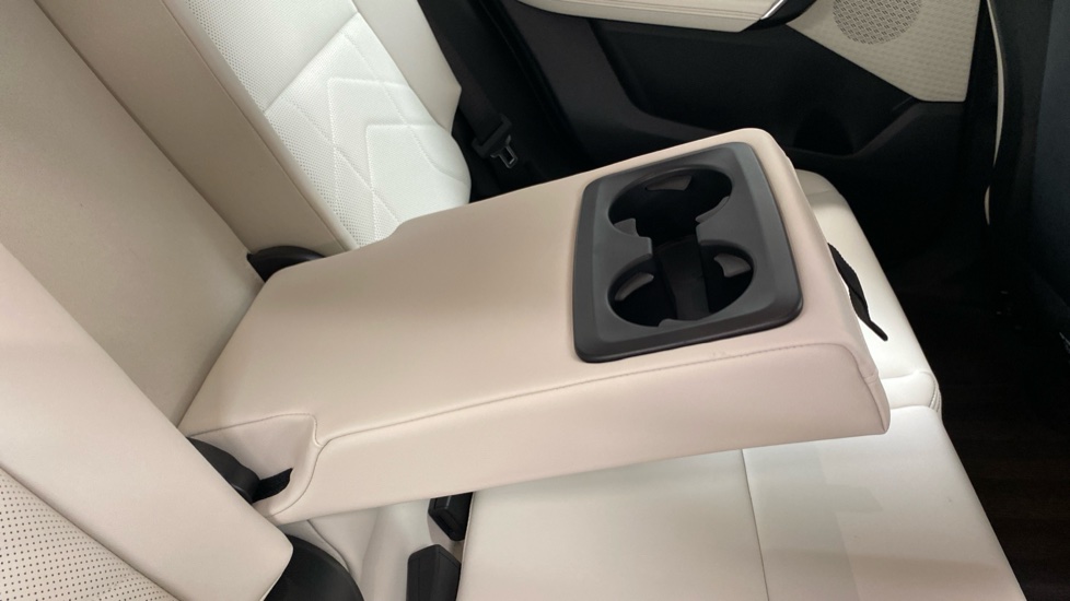BMW X1 sDrive 20i MHT xLine 5dr Step Auto Petrol Estate - Image 37
