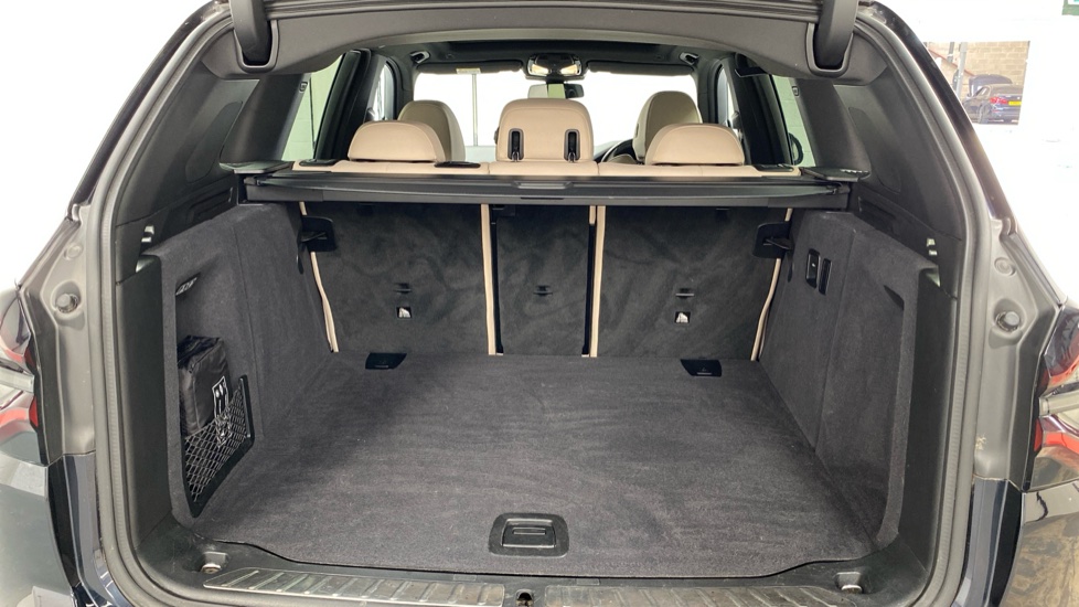 BMW iX3 210kW M Sport Pro 80kWh 5dr Auto Electric Estate - Image 13