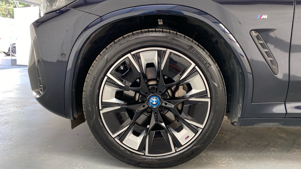 BMW iX3 210kW M Sport Pro 80kWh 5dr Auto Electric Estate - Image 36