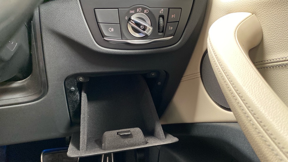 BMW iX3 210kW M Sport Pro 80kWh 5dr Auto Electric Estate - Image 67