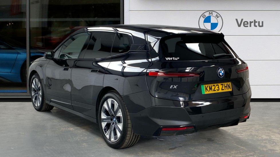 BMW iX 240kW xDrive40 Sport Edition 76.6kWh 5dr Auto Electric Estate - Image 2