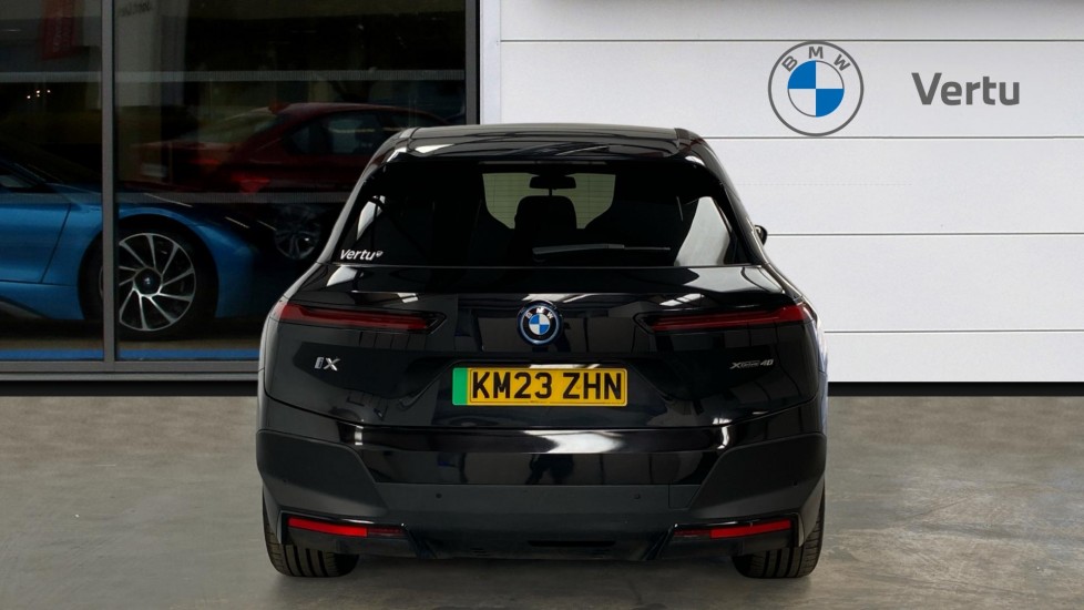 BMW iX 240kW xDrive40 Sport Edition 76.6kWh 5dr Auto Electric Estate - Image 15
