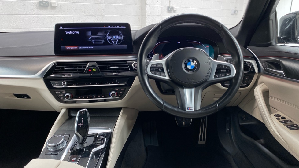 BMW 5 Series 530d xDrive MHT M Sport 5dr Auto Diesel Estate - Image 5