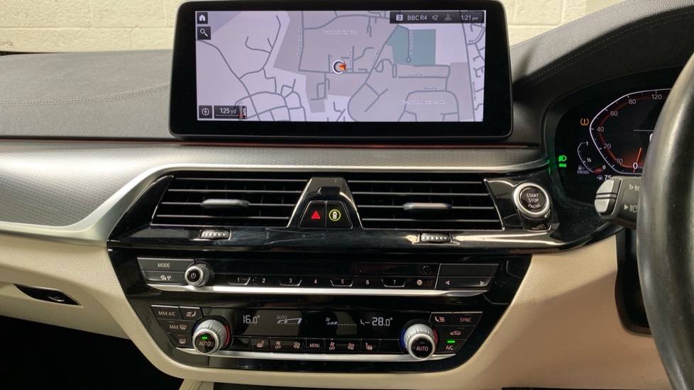 BMW 5 Series 530d xDrive MHT M Sport 5dr Auto Diesel Estate - Image 8