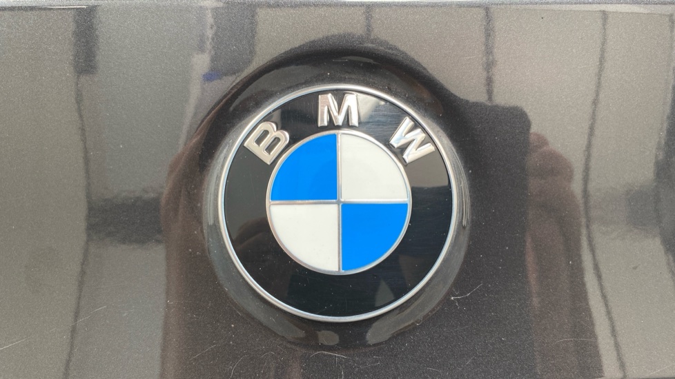 BMW 5 Series 530d xDrive MHT M Sport 5dr Auto Diesel Estate - Image 76