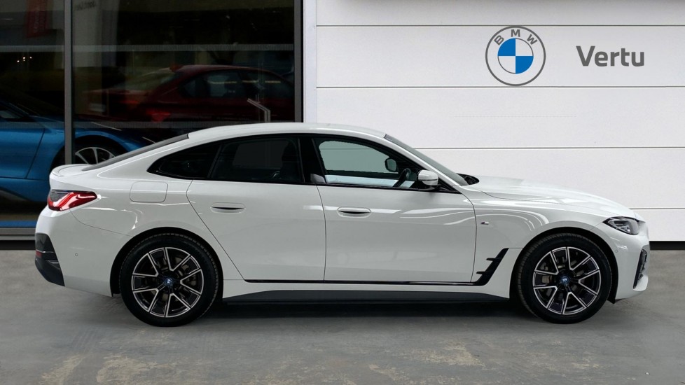 BMW i4 250kW eDrive40 M Sport 83.9kWh 5dr Auto Electric Hatchback - Image 3
