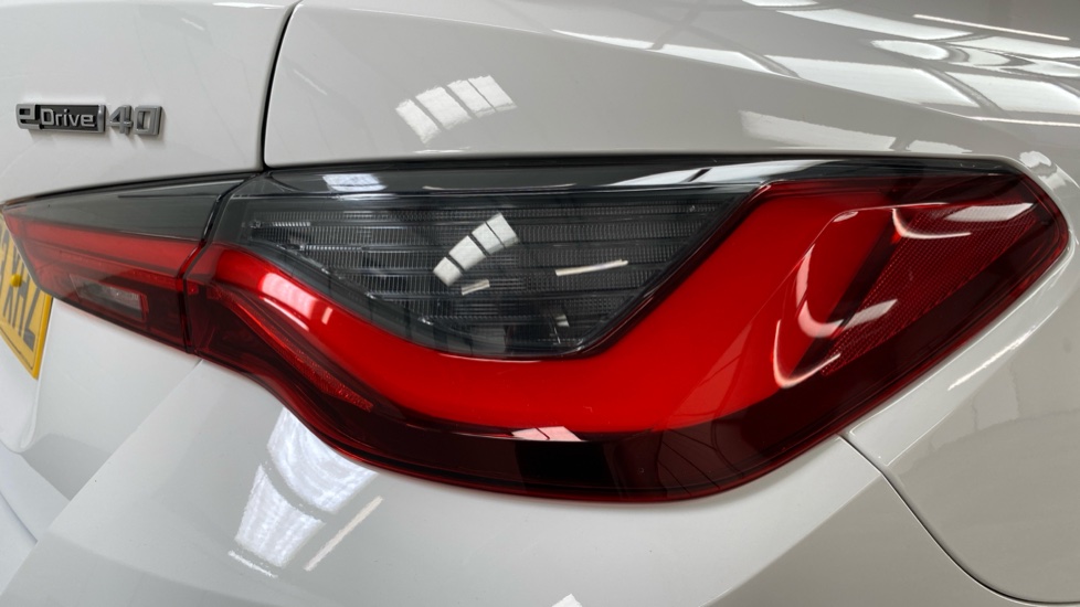 BMW i4 250kW eDrive40 M Sport 83.9kWh 5dr Auto Electric Hatchback - Image 22
