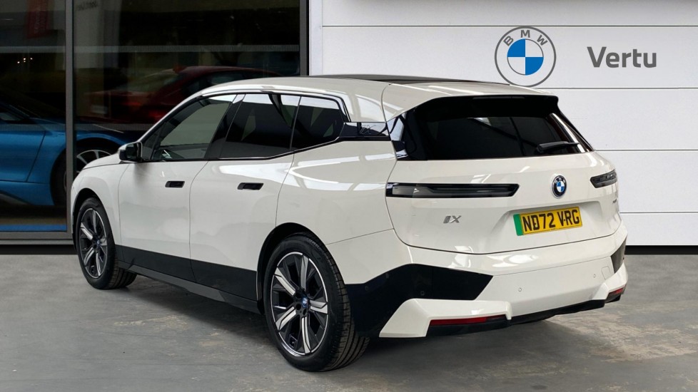 BMW iX 240kW xDrive40 M Sport Edition 76.6kWh 5dr Auto Electric Estate - Image 2