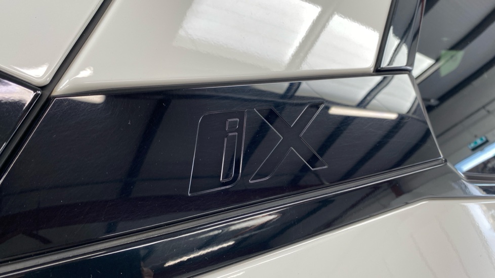 BMW iX 240kW xDrive40 M Sport Edition 76.6kWh 5dr Auto Electric Estate - Image 48