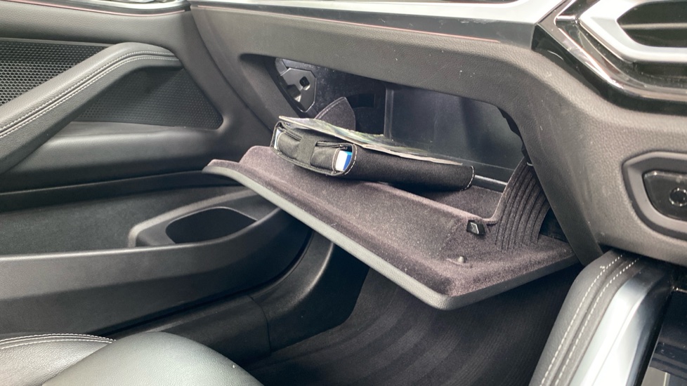 BMW 4 Series 420i M Sport 2dr Step Auto Petrol Convertible - Image 44