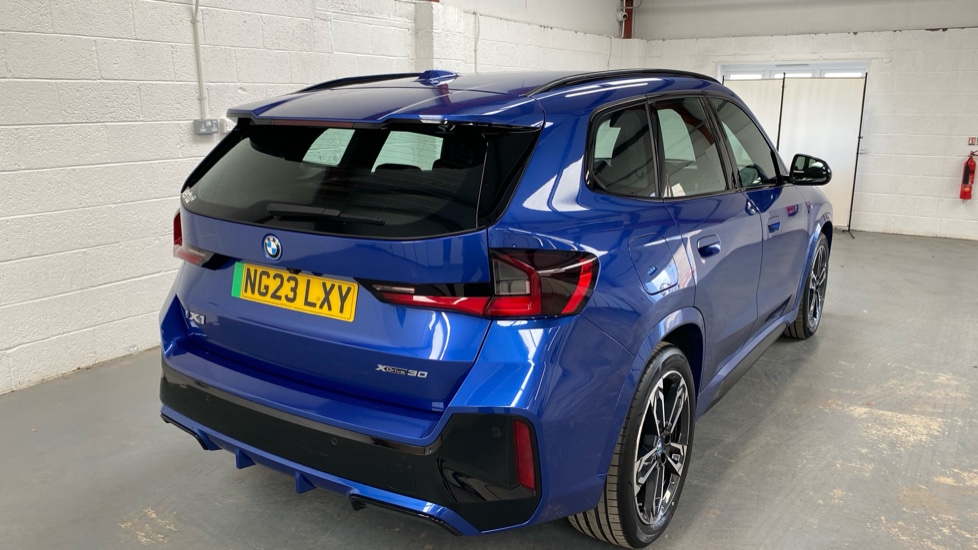 BMW iX1 230kW xDrive30 M Sport 65kWh 5dr Auto Electric Estate - Image 29