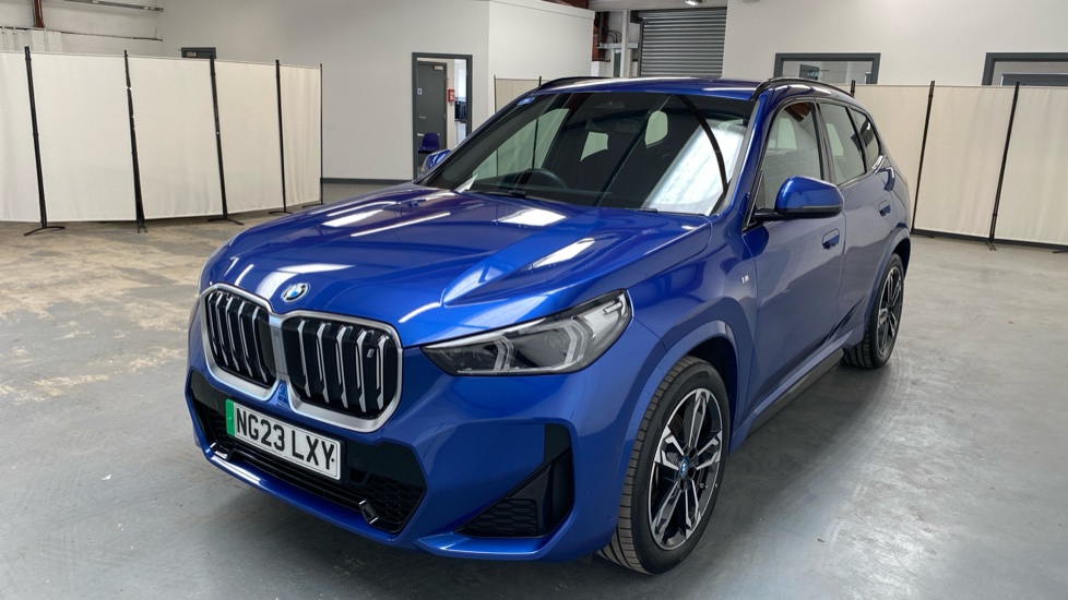 BMW iX1 230kW xDrive30 M Sport 65kWh 5dr Auto Electric Estate - Image 34
