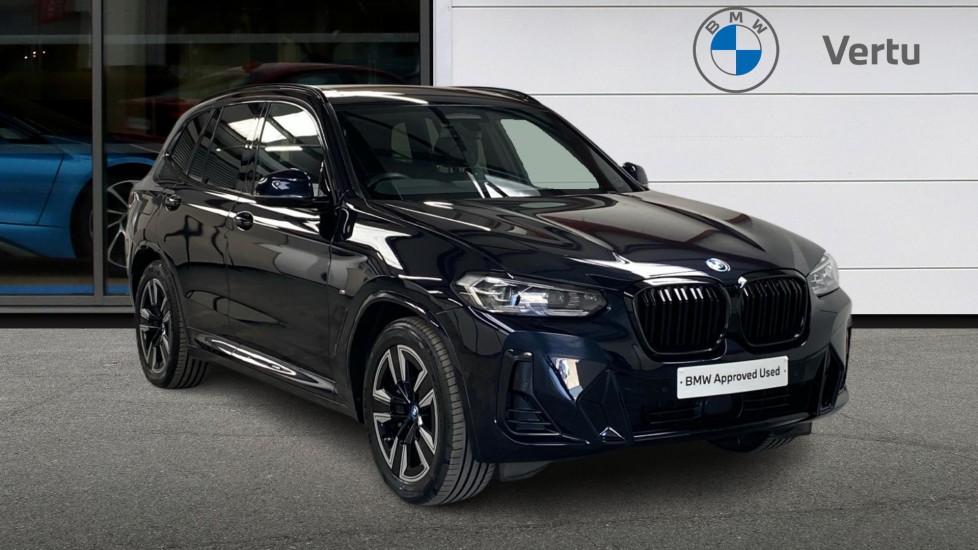 2023 BMW IX3