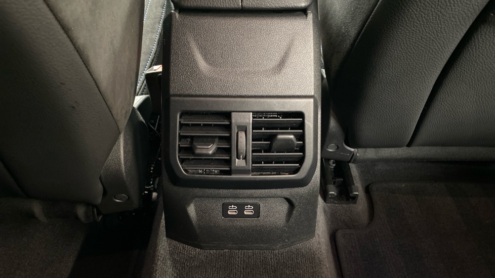 BMW 1 Series M135i xDrive 5dr Step Auto [Pro Pack] Petrol Hatchback - Image 34