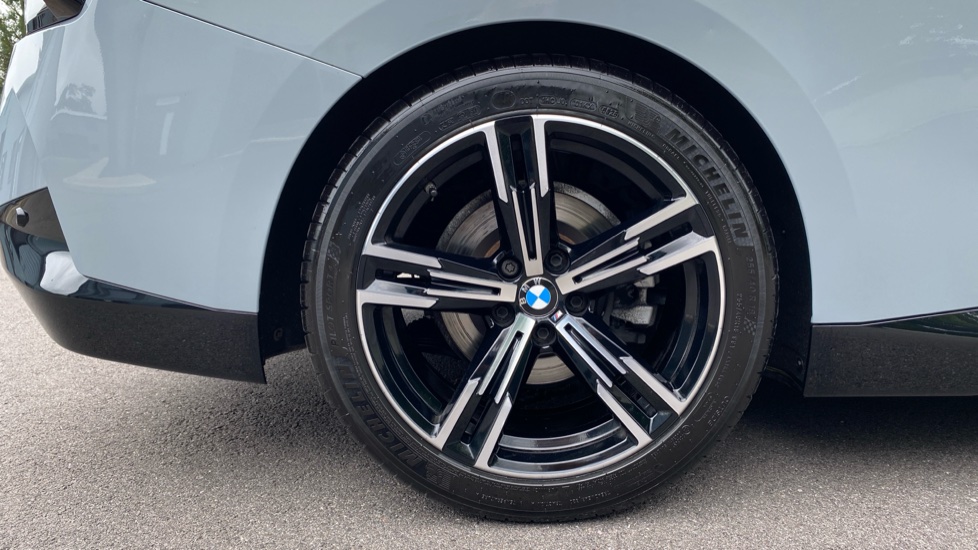 BMW 2 Series 220i M Sport 2dr Step Auto [Pro Pack] Petrol Coupe - Image 32