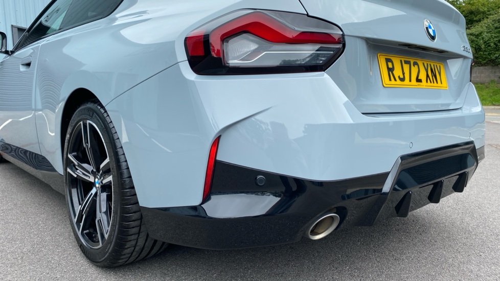 BMW 2 Series 220i M Sport 2dr Step Auto [Pro Pack] Petrol Coupe - Image 33