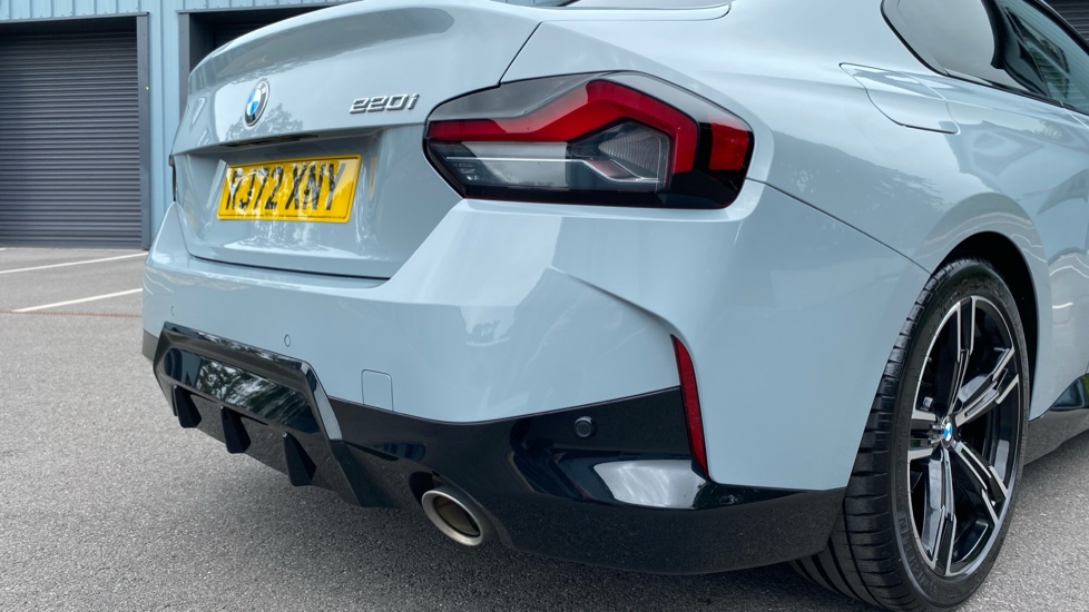 BMW 2 Series 220i M Sport 2dr Step Auto [Pro Pack] Petrol Coupe - Image 34