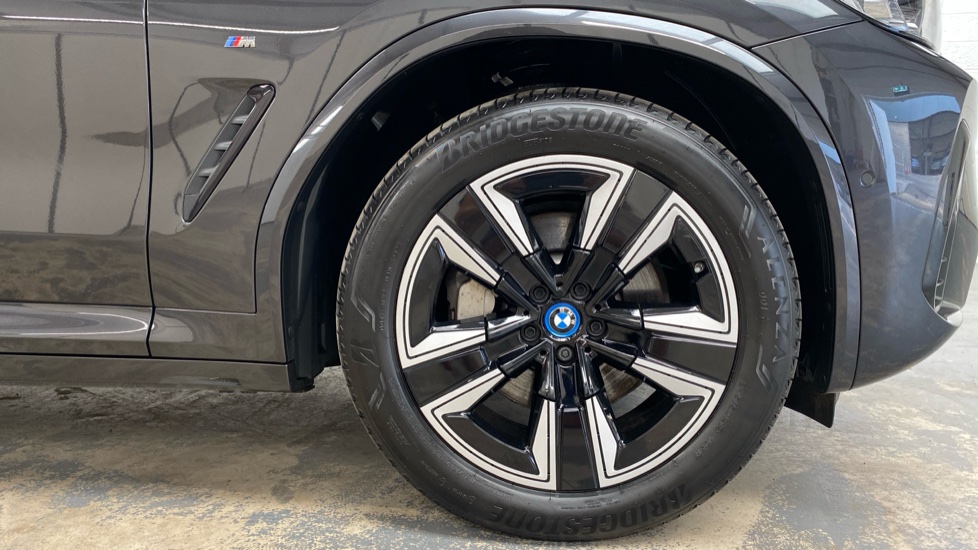 BMW iX3 210kW M Sport 80kWh 5dr Auto Electric Estate - Image 14