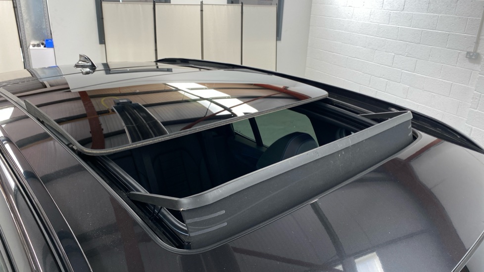 BMW iX3 210kW M Sport 80kWh 5dr Auto Electric Estate - Image 25