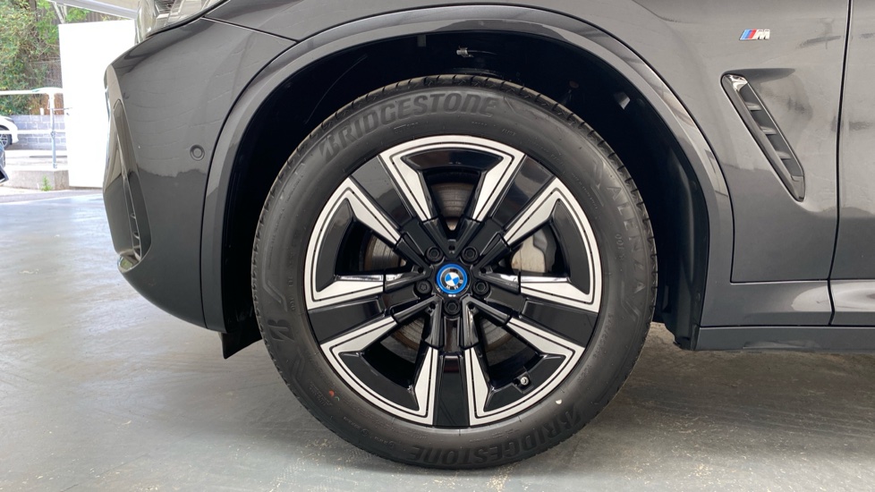 BMW iX3 210kW M Sport 80kWh 5dr Auto Electric Estate - Image 33