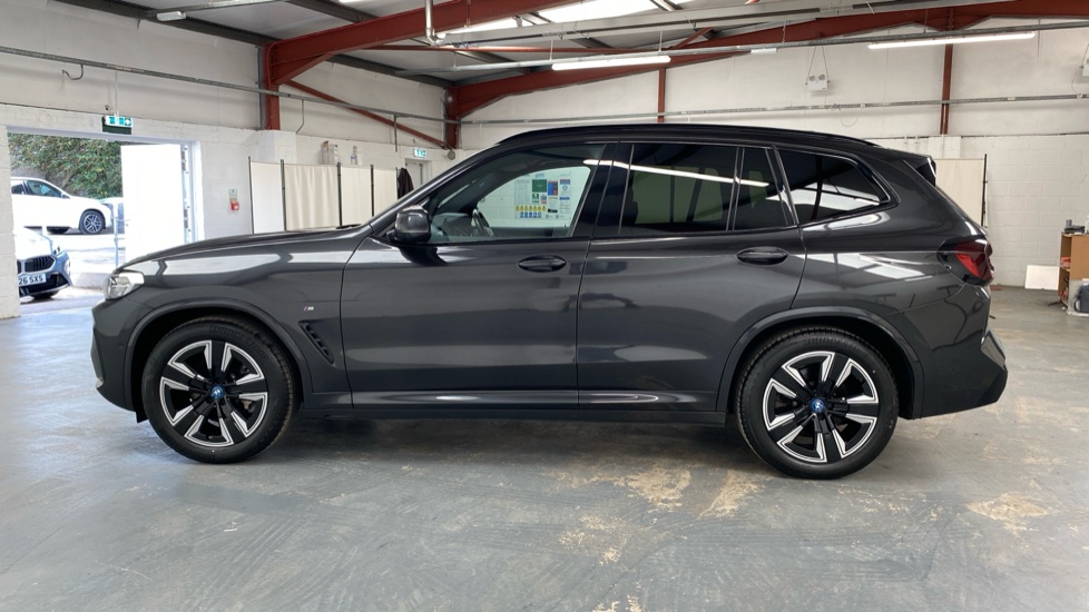 BMW iX3 210kW M Sport 80kWh 5dr Auto Electric Estate - Image 34