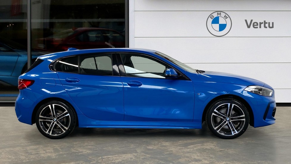 BMW 1 Series 118i M Sport 5dr Petrol Hatchback - Image 3