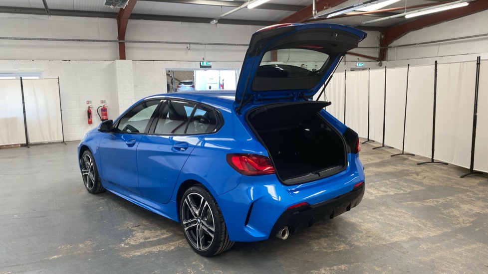 BMW 1 Series 118i M Sport 5dr Petrol Hatchback - Image 38