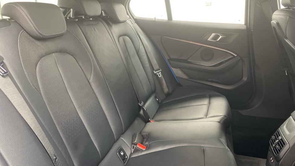 BMW 1 Series 118i M Sport 5dr Petrol Hatchback - Image 41